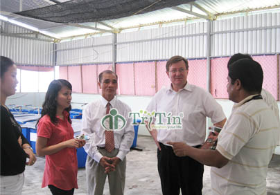 NGÀI ĐẠI SỨ ĐAN MẠCH ĐẾN LÀM VIỆC VỚI CÔNG TY TRÍ TÍN