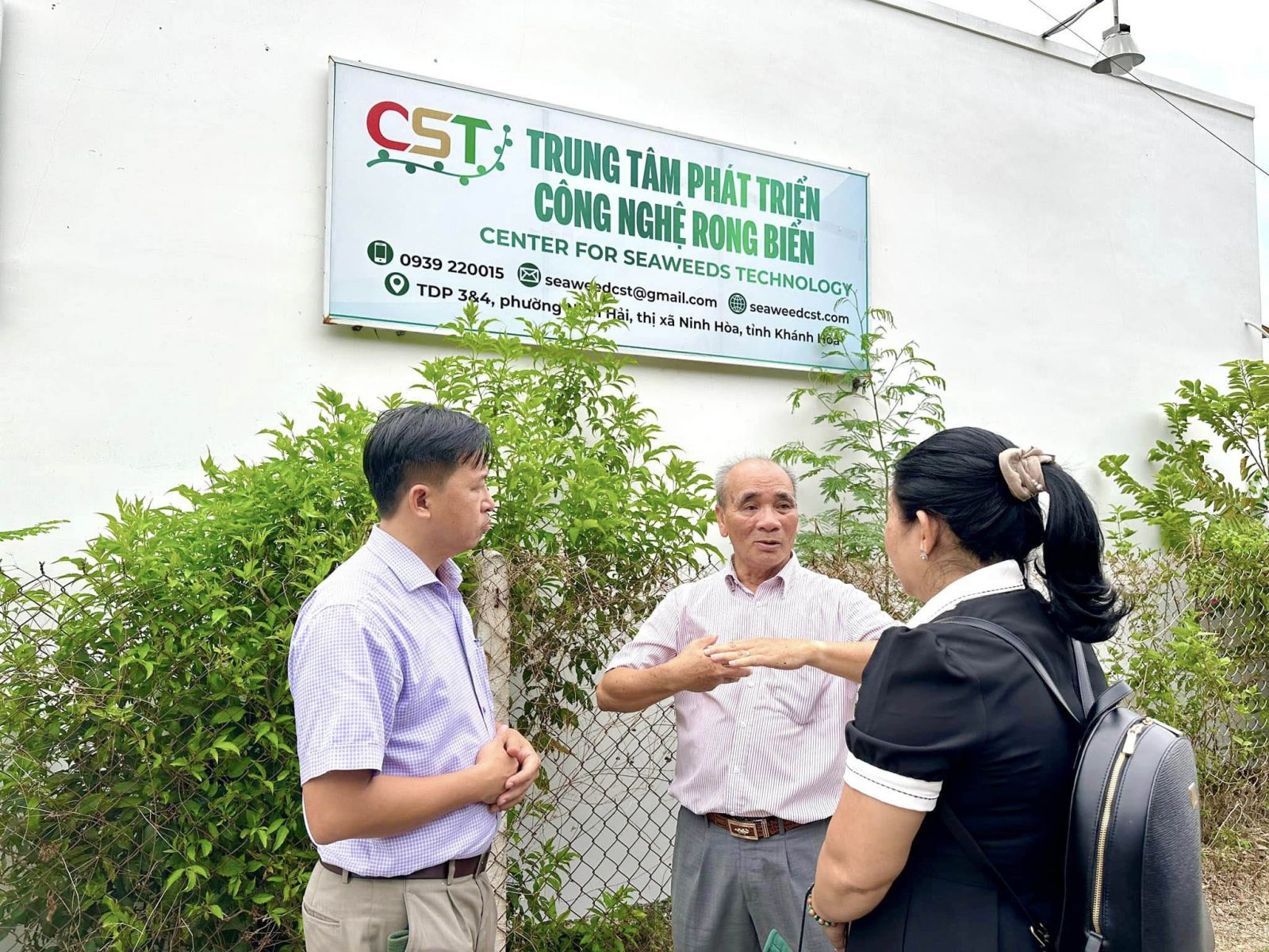 Giải đáp các câu hỏi với Đoàn