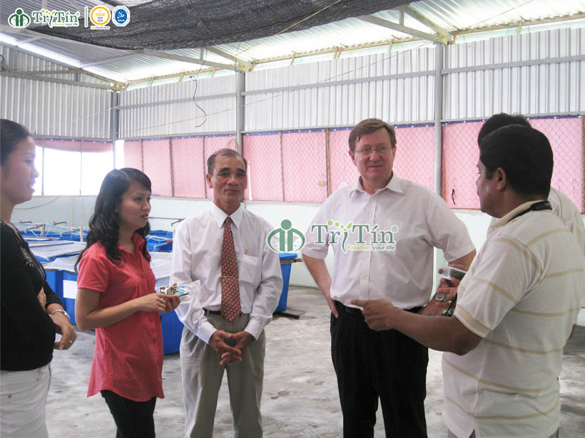 làm việc với đoàn đan mạch